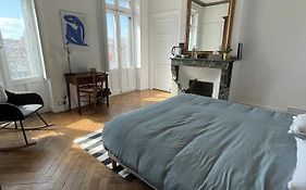 Chambre Comtesse - Climatisee - Proximite Metro